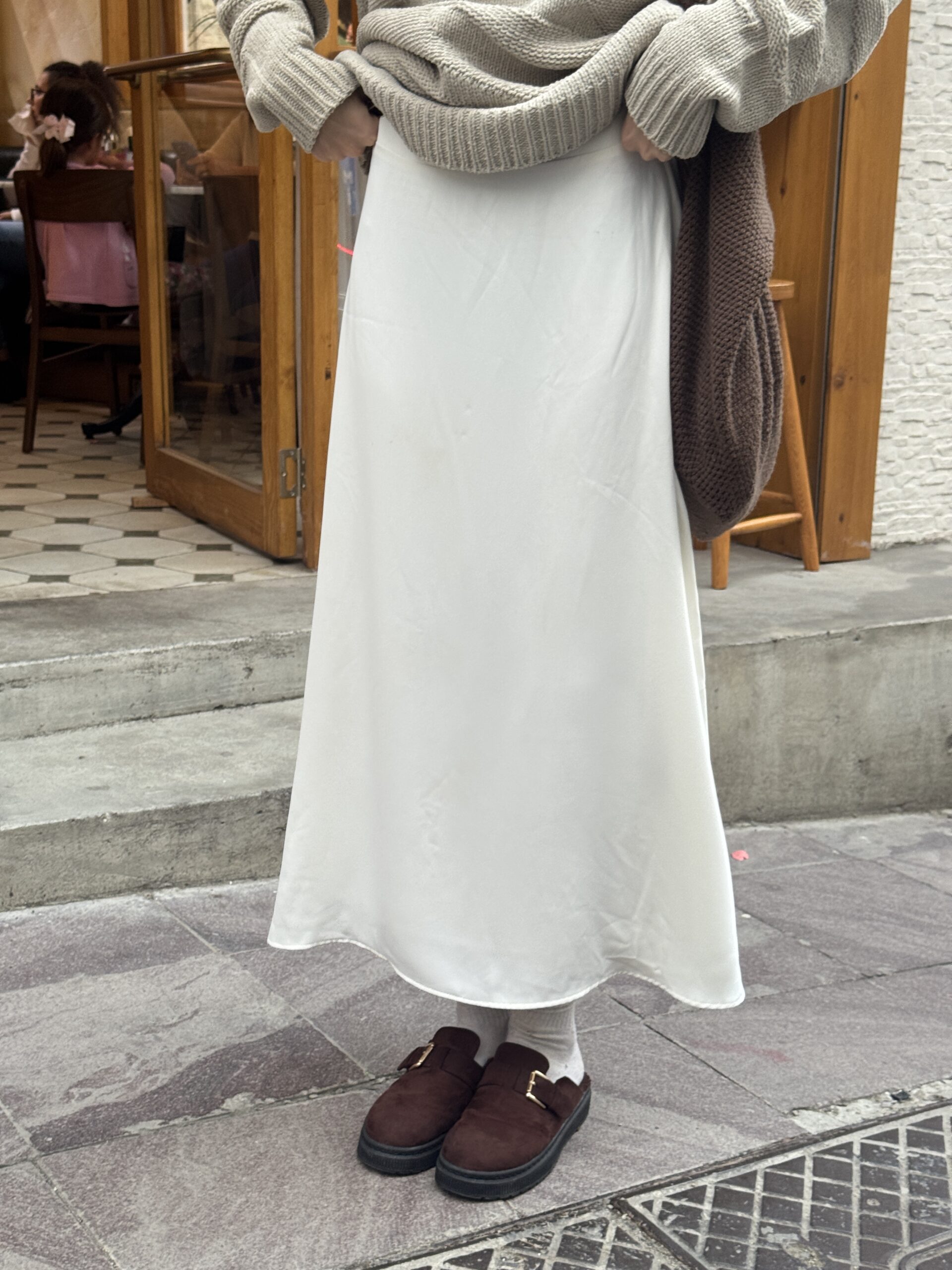 دامن ساتن سفید - Image 5